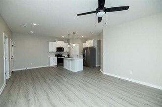 512-514 W 50th Ct S in Wichita, KS - Building Photo - Building Photo