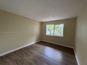 707 S 19th Ave in Hollywood, FL - Building Photo - Building Photo