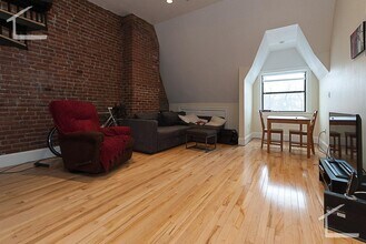 1197 Beacon St in Brookline, MA - Building Photo - Building Photo