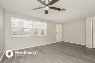 10234 Old Orchard Lane in Port Richey, FL - Building Photo - Building Photo