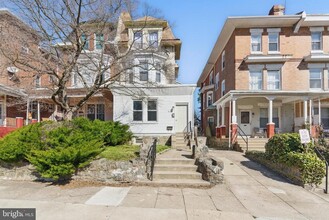 833 Wynnewood Rd in Philadelphia, PA - Building Photo - Building Photo