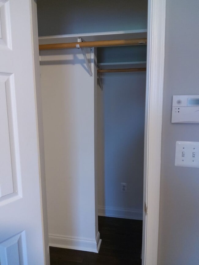 1011 W Cross St in Baltimore, MD - Building Photo - Building Photo