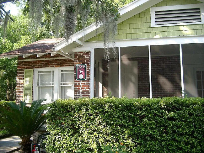 1403 Ingleside Ave in Jacksonville, FL - Building Photo - Building Photo