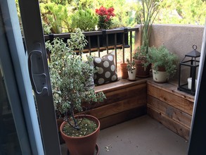 12437 Washington Pl, Unit 0616 in Los Angeles, CA - Building Photo - Building Photo