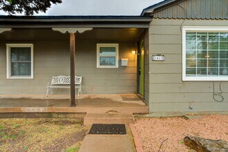 3415 27th St in Lubbock, TX - Foto de edificio - Building Photo