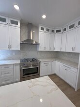 1062 S Shenandoah St, Unit 1062 in Los Angeles, CA - Building Photo - Building Photo