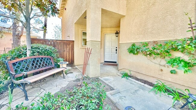 5743 Barbary Pl in Bonsall, CA - Building Photo - Building Photo
