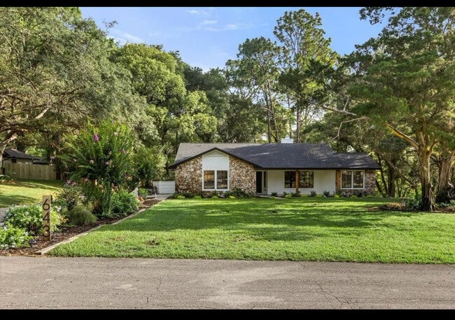 property at 643 Princewood Dr