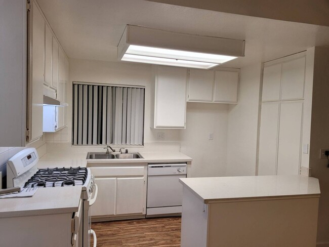 9920 13th St in Garden Grove, CA - Building Photo - Building Photo