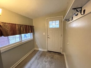 266 W 8th St in Marysville, OH - Building Photo - Building Photo