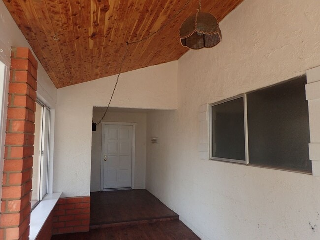 1103 Randall St in Ridgecrest, CA - Building Photo - Building Photo