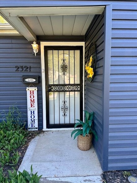 property at 2321 167th St