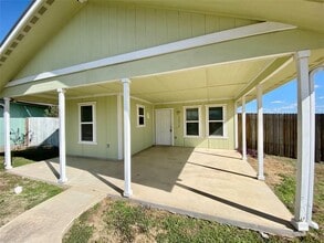 13312 Barteny Cove in Austin, TX - Building Photo - Building Photo