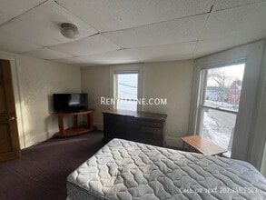 133 Essex St in Bangor, ME - Building Photo - Building Photo