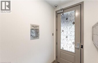 36 Grant Ave in Hamilton, ON - Building Photo - Building Photo