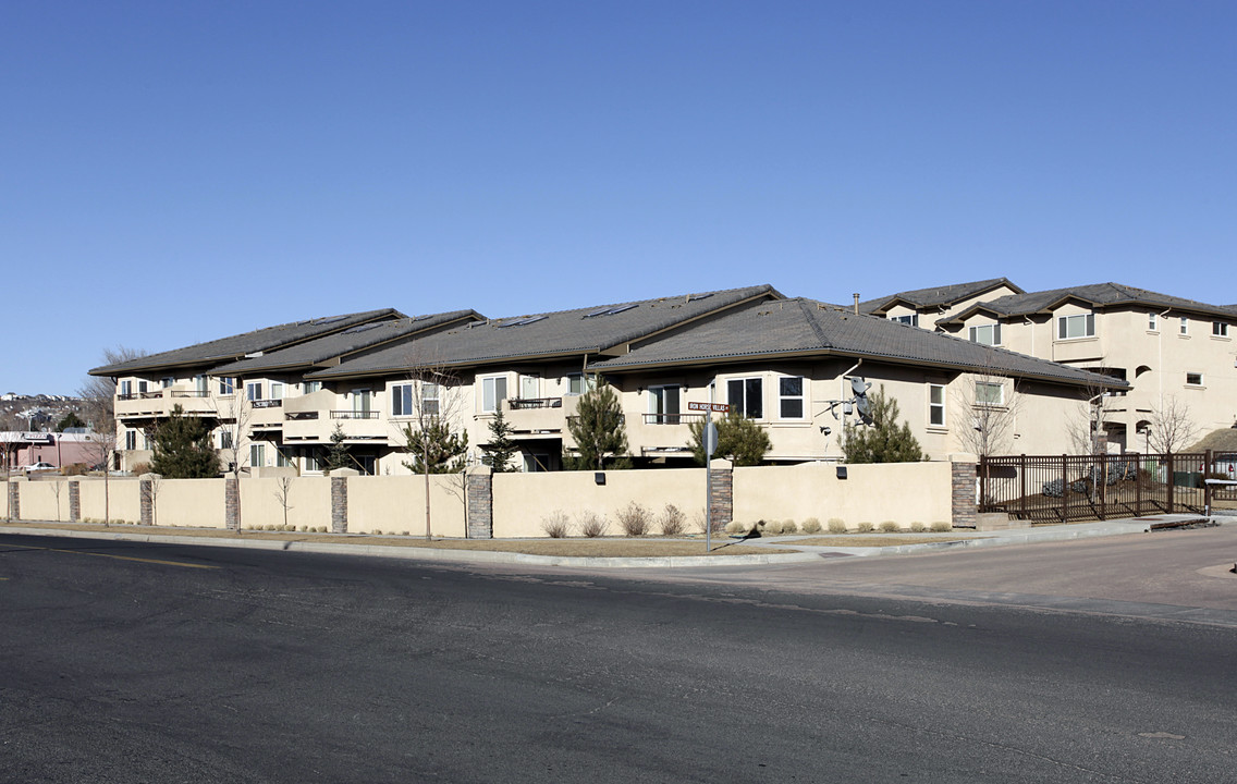 Iron Horse Villas in Colorado Springs, CO - Building Photo