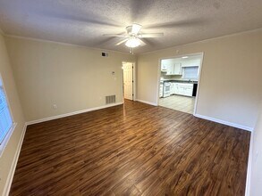 107 Barrington Dr, Unit 1 in Athens, GA - Building Photo - Building Photo