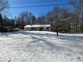 9 Marywood Rd in Bethel, CT - Building Photo