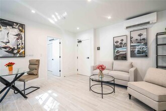 960 Jefferson Ave in Miami Beach, FL - Building Photo - Building Photo