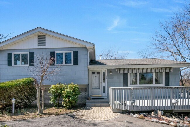 property at 3177 Gomer St