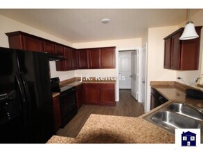 5301 Eagles Nest Dr in Killeen, TX - Building Photo - Building Photo