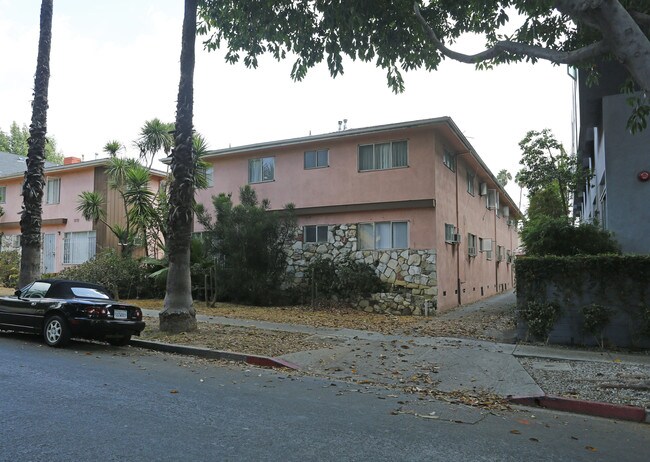 1232 N Orange Grove Ave in West Hollywood, CA - Building Photo - Building Photo