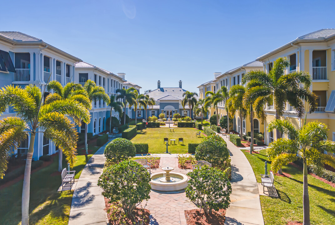 Regency Park: Senior Independent Living in Vero Beach, FL - Building Photo