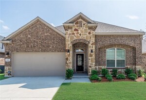 1605 Lake Pine Dr in Little Elm, TX - Building Photo