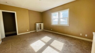 312 8th Ave SE in Aberdeen, SD - Building Photo - Building Photo