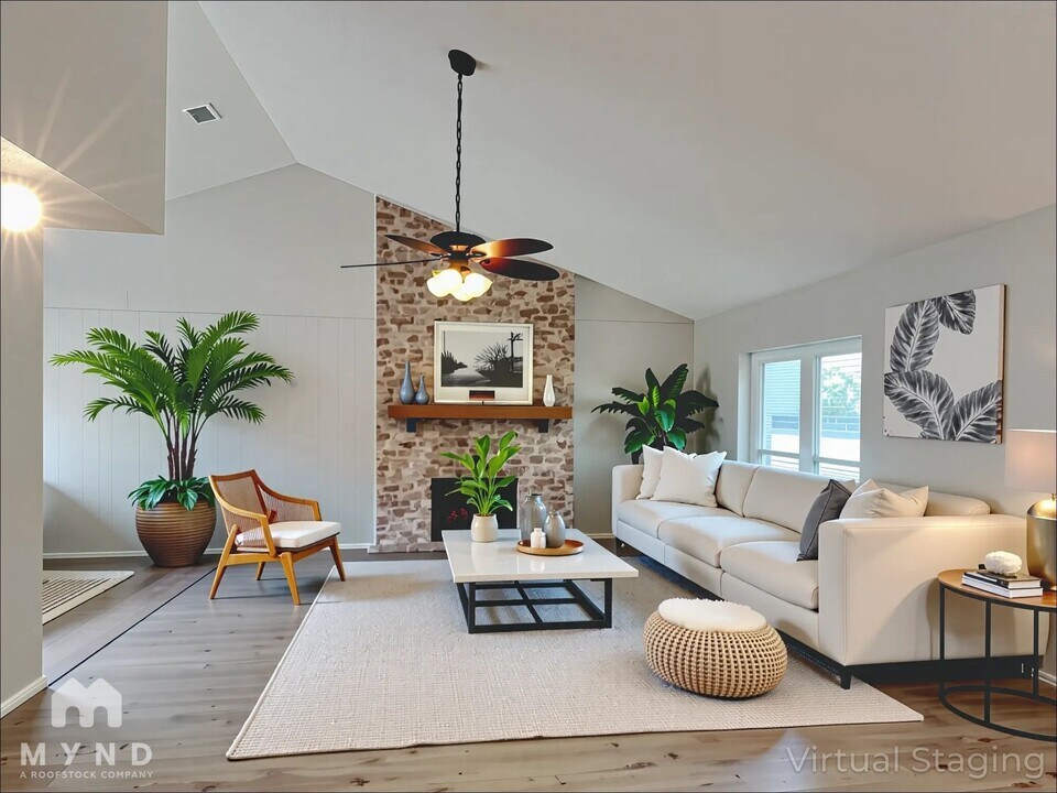 605 Pyramid Dr in Garland, TX - Building Photo