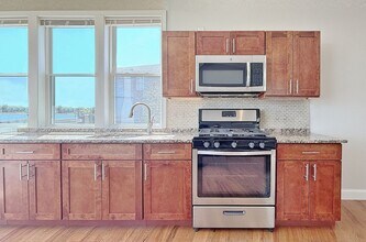 1043 Winthrop Ave in Revere, MA - Building Photo - Building Photo