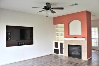 3006 Teak Forest Trail in Houston, TX - Building Photo - Building Photo