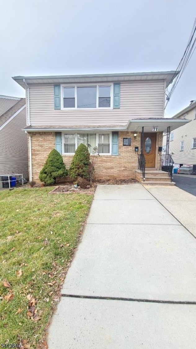 property at 71 Newark Pl