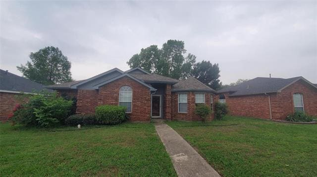 property at 3014 Lance Ln