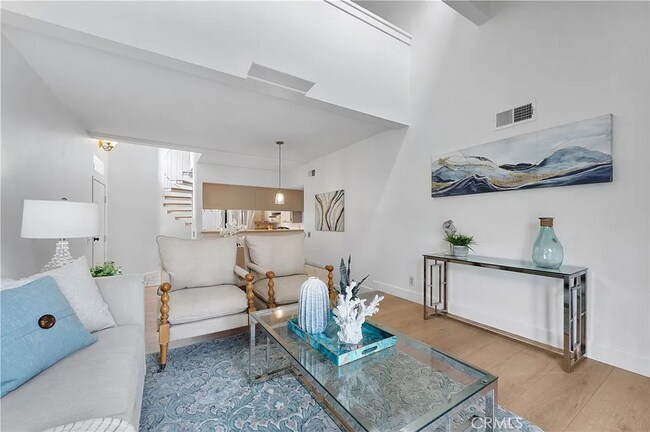 5096 Tortuga Dr, Unit 212 in Huntington Beach, CA - Building Photo - Building Photo