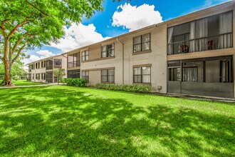 13075 Albright Ct in Wellington, FL - Building Photo - Building Photo