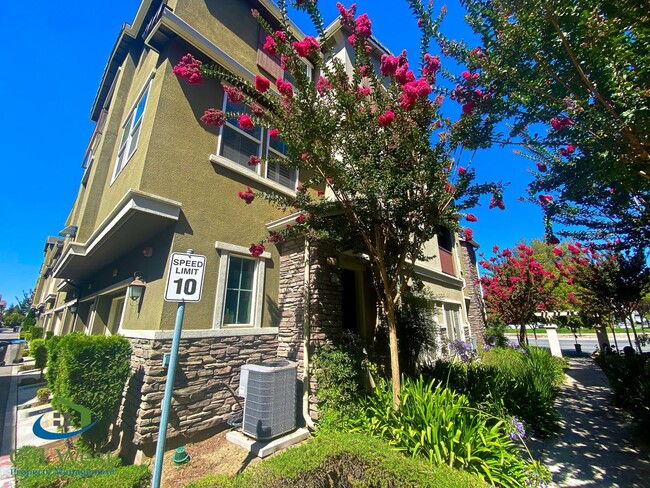 property at 2063 Oakland Rd