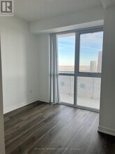 8 Interchange Wy in Vaughan, ON - Building Photo - Building Photo