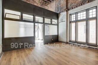 124 Monroe Ave in Memphis, TN - Building Photo - Building Photo
