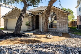 21519 Rio Comal in San Antonio, TX - Building Photo - Building Photo