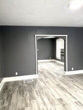 313 E 7th St in Erie, PA - Building Photo - Building Photo