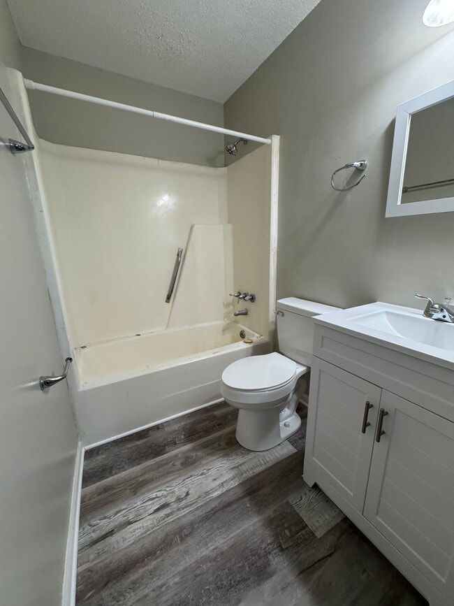4206 Delbert Ave, Unit C in Durham, NC - Building Photo - Building Photo