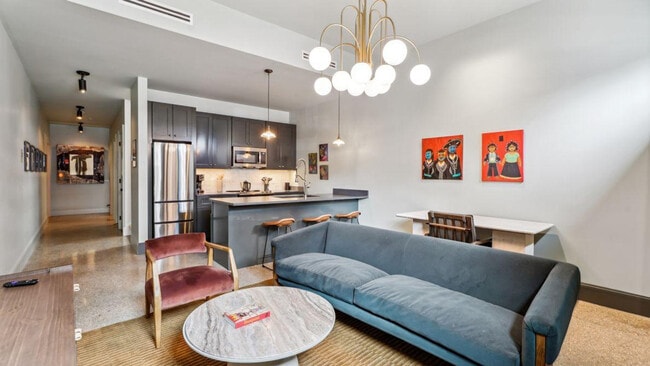 310 N Rampart St in New Orleans, LA - Building Photo - Building Photo