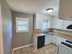 721 Askew Dr in Midwest City, OK - Building Photo - Building Photo