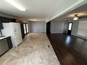 144 Cecilianna Dr in Elizabethtown, KY - Building Photo - Building Photo