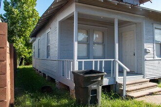 5420 San Jose St in Houston, TX - Building Photo - Building Photo