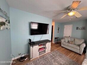 270 Sherman Ave in Seaside Heights, NJ - Building Photo - Building Photo