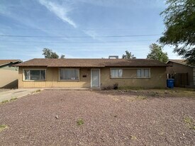 5132 W Osborn Rd in Phoenix, AZ - Building Photo