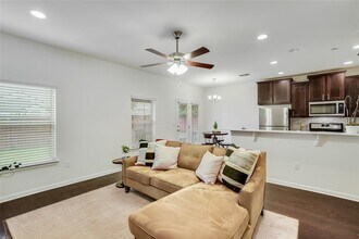 1613 Airedale Rd in Austin, TX - Building Photo - Building Photo