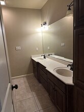 1300 Edge Valley Dr N in Conway, AR - Building Photo - Building Photo